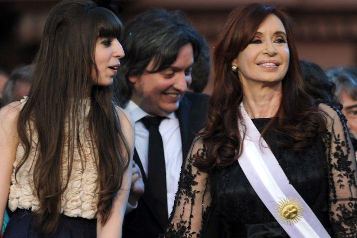 El fallo incluye a sus hijos y los empresarios Lzaro Bez y Cristóbal López