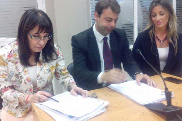 Acusan a Chueco de empastillar a una menor para ultrajarla en las noches