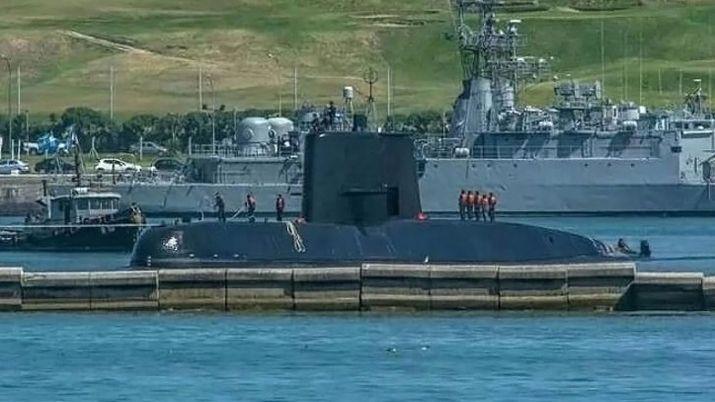 Convocan a una oracioacuten en todo el paiacutes por los 44 tripulantes