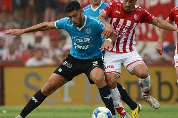 Unioacuten empatoacute con Belgrano y no pudo sumarse a la punta de la Superliga 