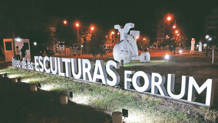 Entre el paisaje y el maacutermol