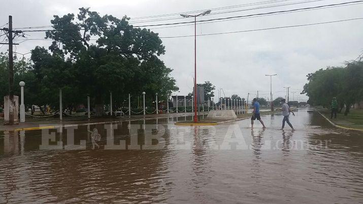 La fotografía es testimonial de una de las avenidas de Pampa
