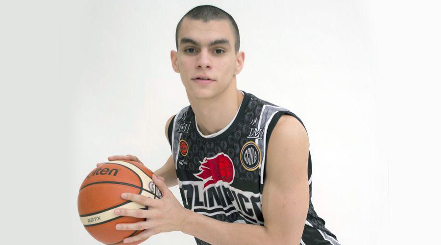 Facundo Vaacutezquez deja Oliacutempico y regresa a Platense