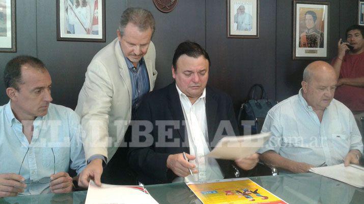 Ministro de Economía de la provincia Atilio Chara