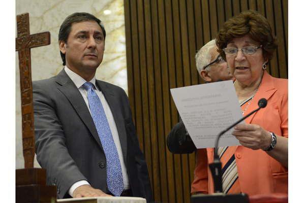 Silva Neder fue elegido presidente provisional de la Legislatura local