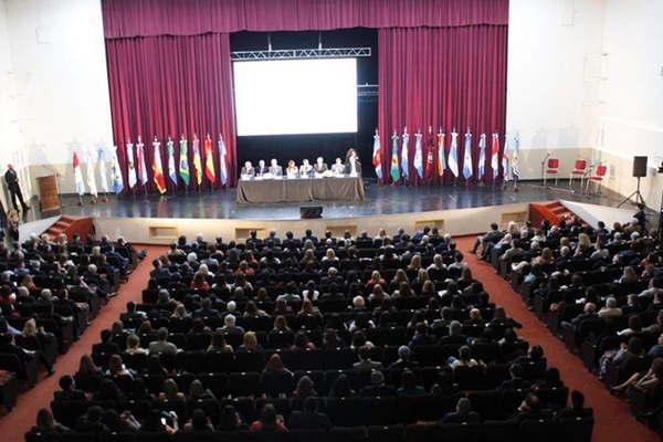 Distinguen al Poder Judicial por el Congreso de Derecho Procesal