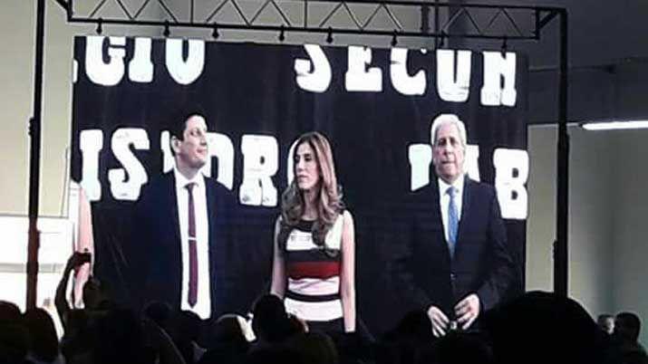 La gobernadora estuvo presente en el cierre de ciclo lectivo en Forres