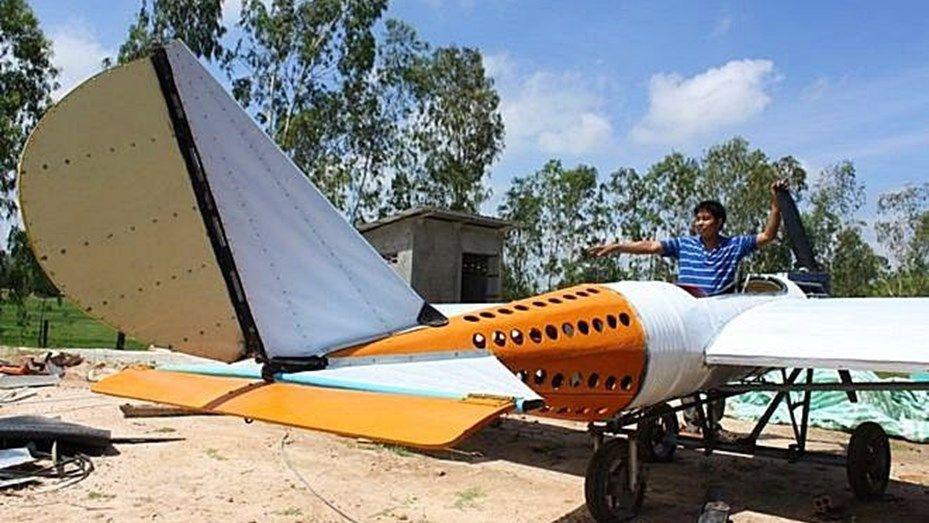 Un hombre construyoacute su propio avioacuten gracias a los tutoriales de YouTube