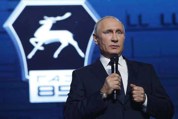 Putin anuncioacute que buscaraacute la reeleccioacuten