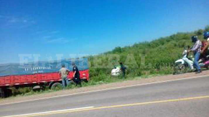 Un taxista se salva de milagro tras violento vuelco en ruta 92