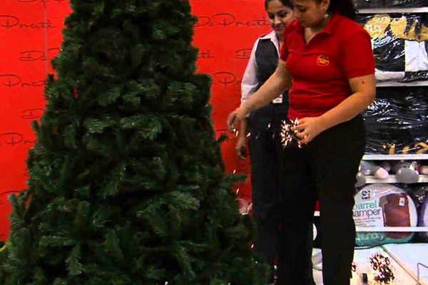 iquestQueacute costo tiene armar un arbolito navidentildeo en Santiago