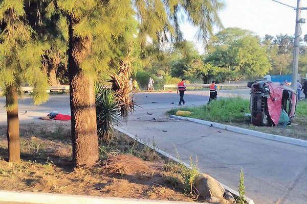 Fallecioacute un motociclista al estrellarse contra una camioneta en la ruta 9 entre El Zanjoacuten y Yanda