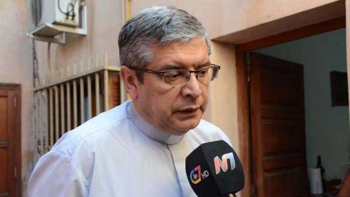 Padre Joseacute Diacuteaz- Los peregrinos hacen un sacrificio para acompantildear a la Virgen