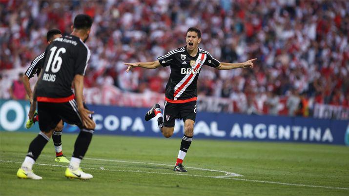 River le ganoacute al Decano en Mendoza y es el campeoacuten