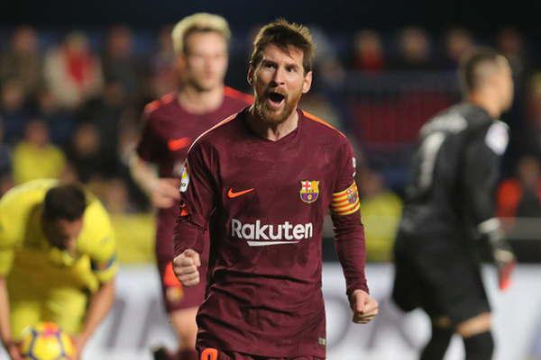 Messi selloacute la victoria del Barccedila y batioacute otro reacutecord 