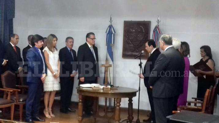 Asumieron los ministros que acompantildearaacuten a Gerardo Zamora