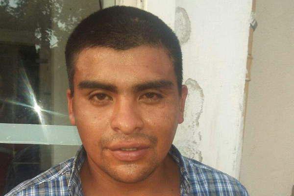 Apresan a portentildeo por intento de asalto