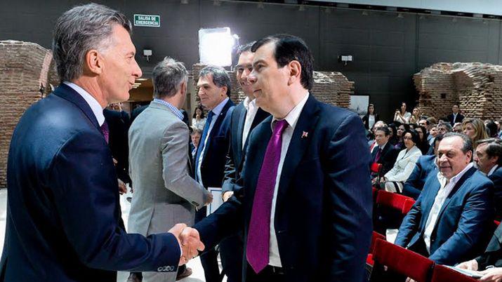 El gobernador de la provincia Dr Gerardo Zamora recibió el saludo del presidente de la Nación Mauricio Macri 