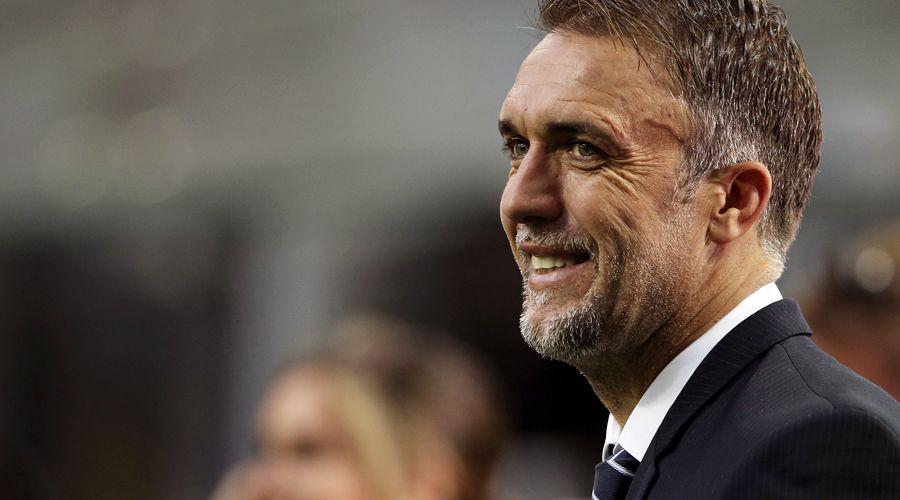 Batistuta- Que me superara un extraterrestre como Messi me deja maacutes tranquilo