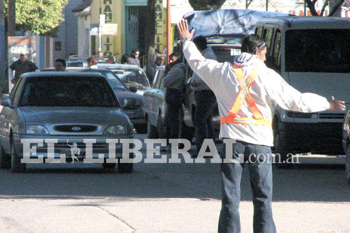 Los empleados de la Municipalidad de Frías percibirn un bono de 8000