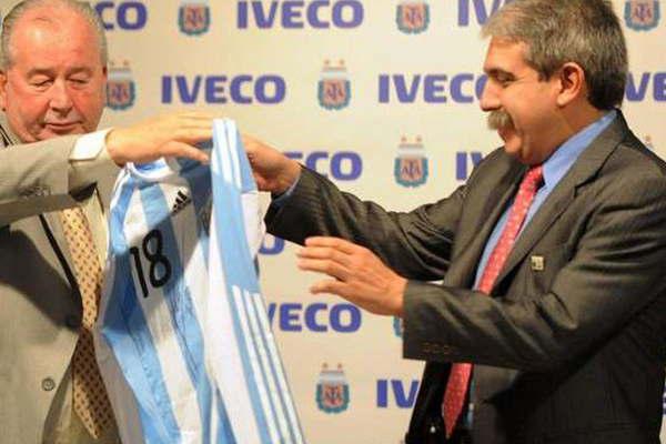 Ampliacutean procesamiento a Aniacutebal Fernaacutendez por Fuacutetbol para Todos 