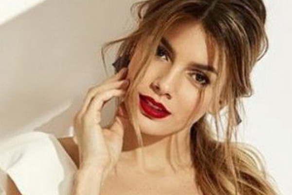 Finalmente Natalie Peacuterez se lanza como solista 