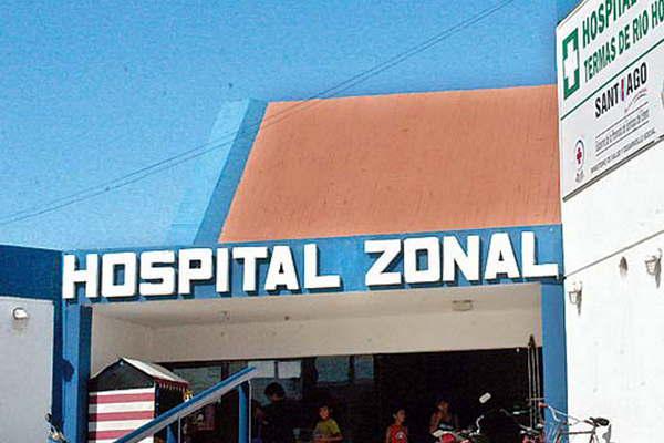 Una motociclista sufrioacute heridas al colisionar con un automoacutevil