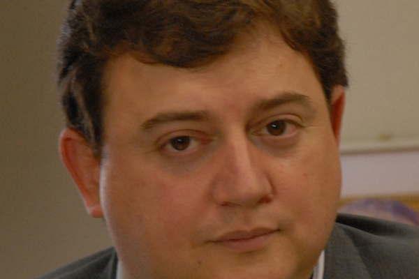 Intendente denuncioacute extorsioacuten y amenazas con sus fotos privadas