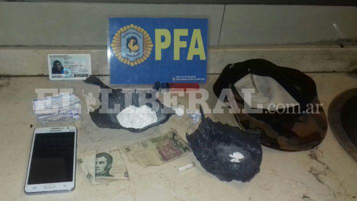 La Federal detuvo a un pasajero con cocaiacutena en la Terminal de Oacutemnibus