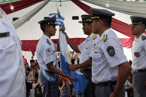 Egresaron los nuevos cadetes del  Liceo Policial Coronel Juan F Borges 