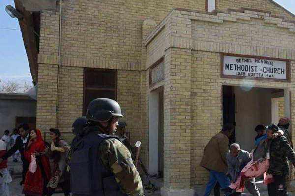 La milicia de Isis atacoacute una iglesia en Pakistaacuten y matoacute a ocho personas
