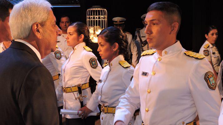 Neder presidioacute el acto de egreso de oficiales de la Policiacutea de la Provincia