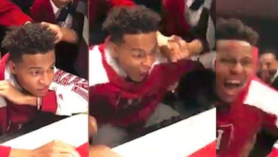 La increiacuteble reaccioacuten de un joven al enterarse que ingresoacute a Harvard