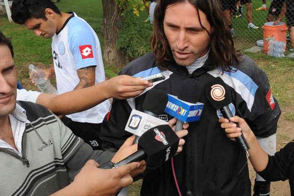 Olave quiere clasificar a Belgrano a copas internacionales