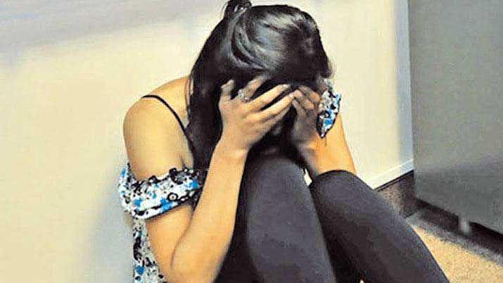 Una joven habriacutea sido abusada a la salida de una fiesta