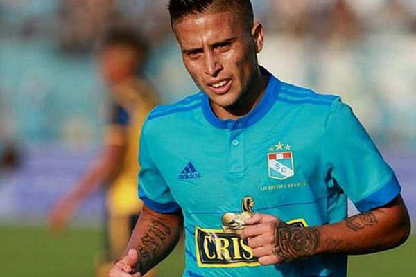Cristian Ortiz no seguiraacute en Sporting Cristal de Peuacute