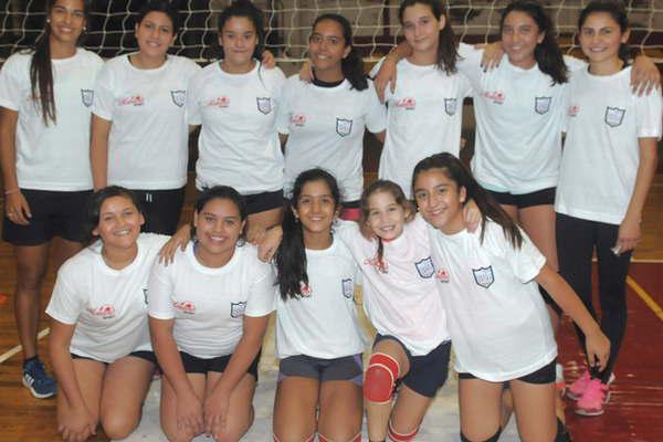 Santiago Voacuteley Club organiza una merienda para nintildeos de La Catoacutelica