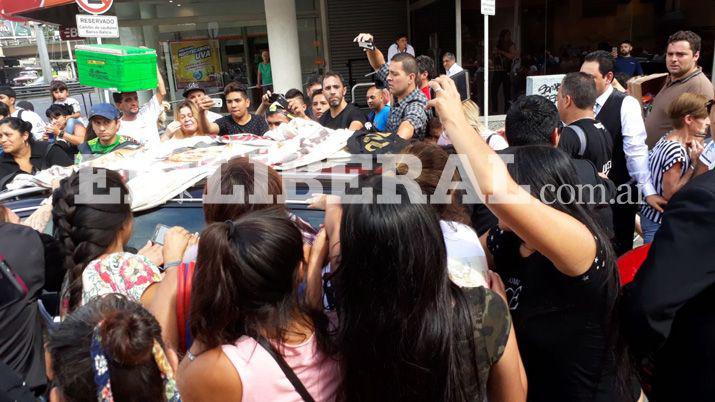 El uacuteltimo adioacutes al Chino Gonzaacutelez liacuteder de La Nueva Luna