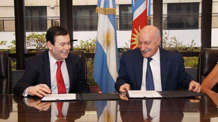 El gobernador Zamora firmó convenios con el CFI