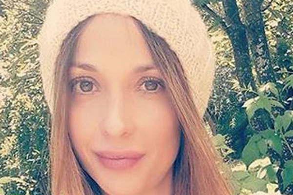 Video La modelo Vanesa Carbone graboacute a un hombre que la estaba acosando cuando se encontraba en un shopping