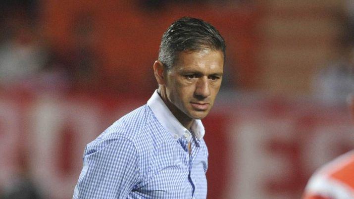 Nelson Vivas decidioacute dejar el fuacutetbol definitivamente