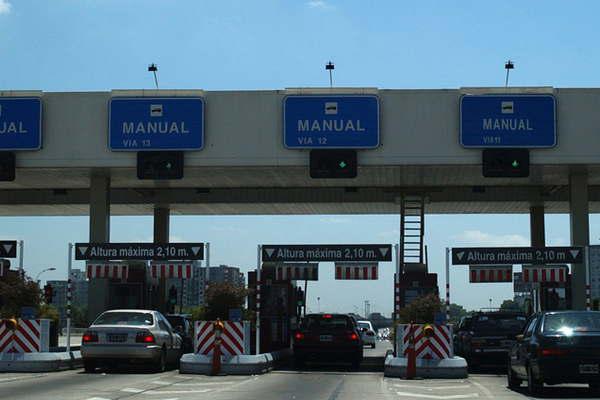 Aumentan los peajes de las autopistas porteñas- �Cu�les son las nuevas tarifas