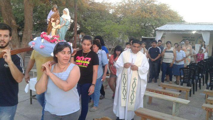 Se realizó la festividad de la Sagrada Familia en Añatuya