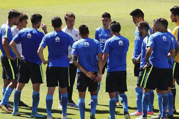 Pone en marcha un antildeo de grandes desafiacuteos