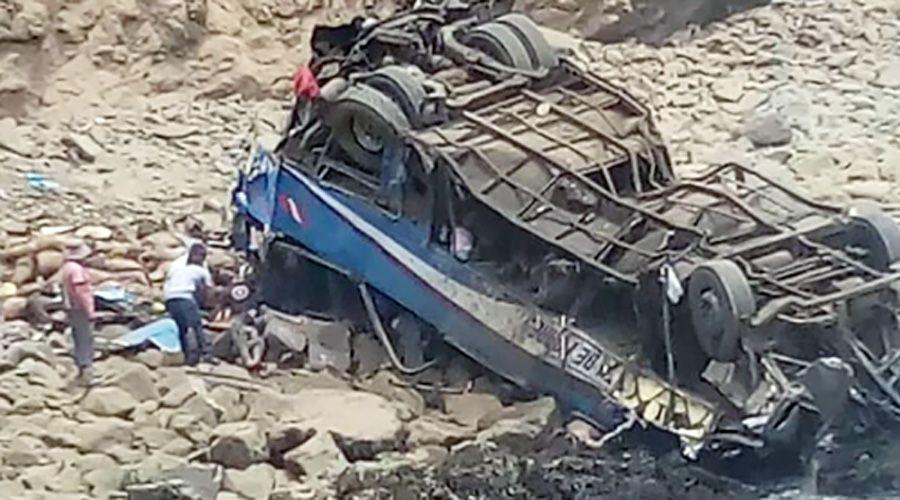 Ascienden a 48 los muertos por el accidente en Peruacute