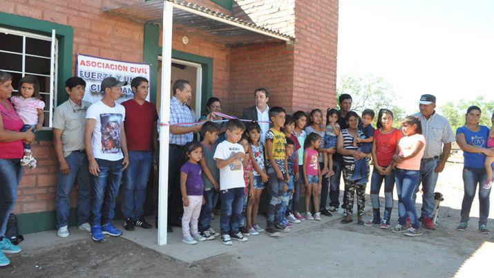 Entregan viviendas sociales en el departamento Figueroa