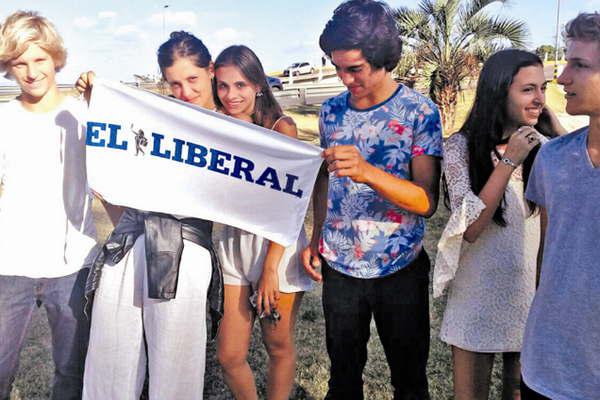 Bagatelle el parador maacutes top donde se  disfruta el mejor after beach de Punta