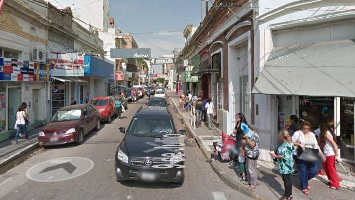 A partir del proacuteximo lunes 8 estaraacute prohibido estacionar en la calle 9 de Julio