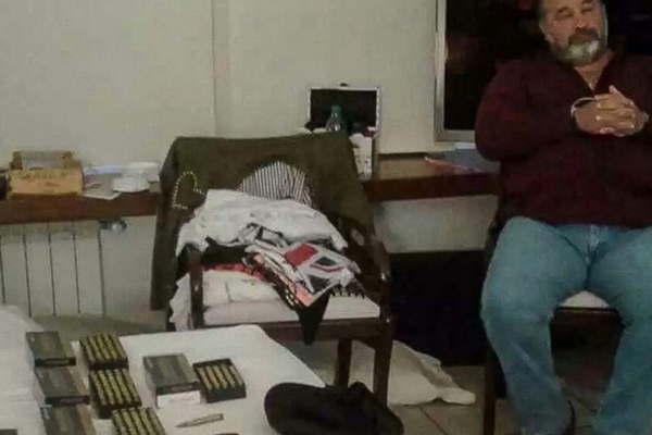 Detienen a sindicalista por lavado y le secuestran armas y autos de alta gama