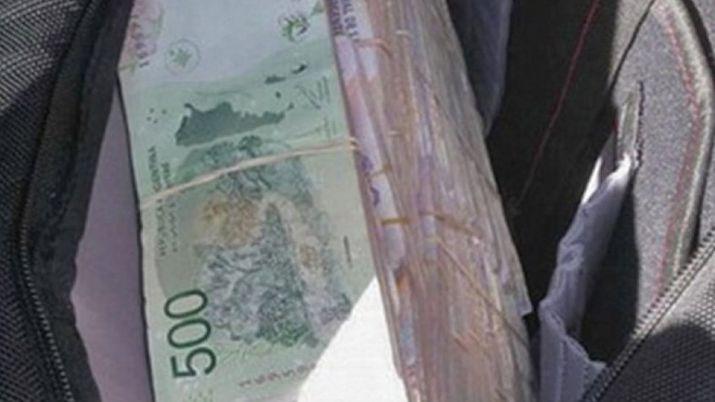 Jujuy- capturan a un contador que escapaba con bolsos llenos de dinero
